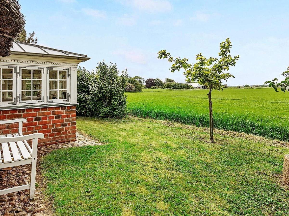 4 Person Holiday Home In T Nder 톤더 외부 사진