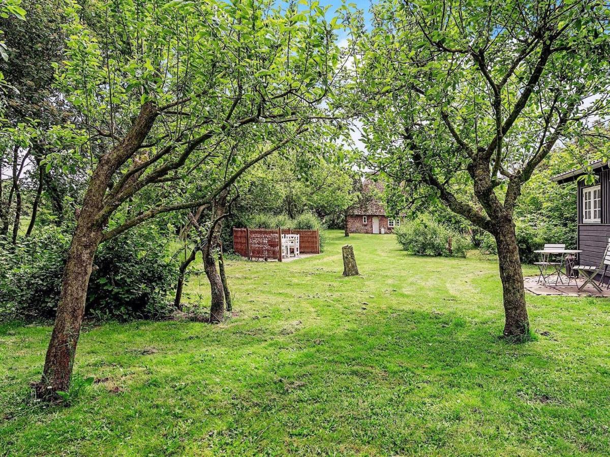 4 Person Holiday Home In T Nder 톤더 외부 사진